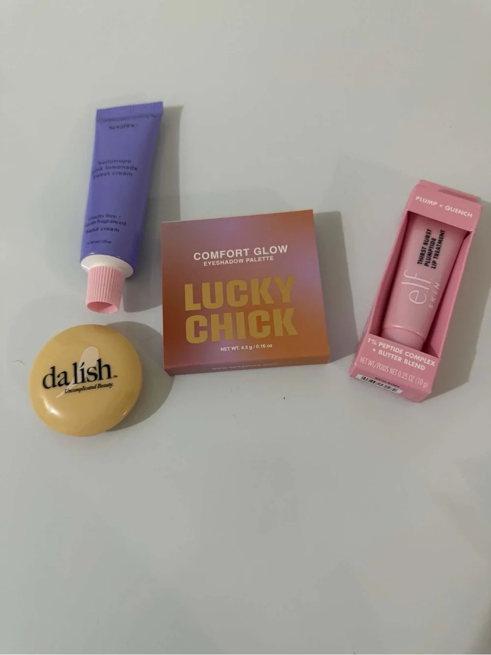 Lucky Chick Comfort Glow Eyeshadow Palette — Pink & Gold Shades